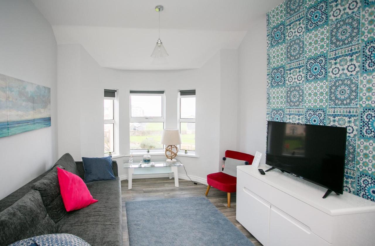 Apt3, No 2 Antrim Gardens, Portrush With Seaview المظهر الخارجي الصورة