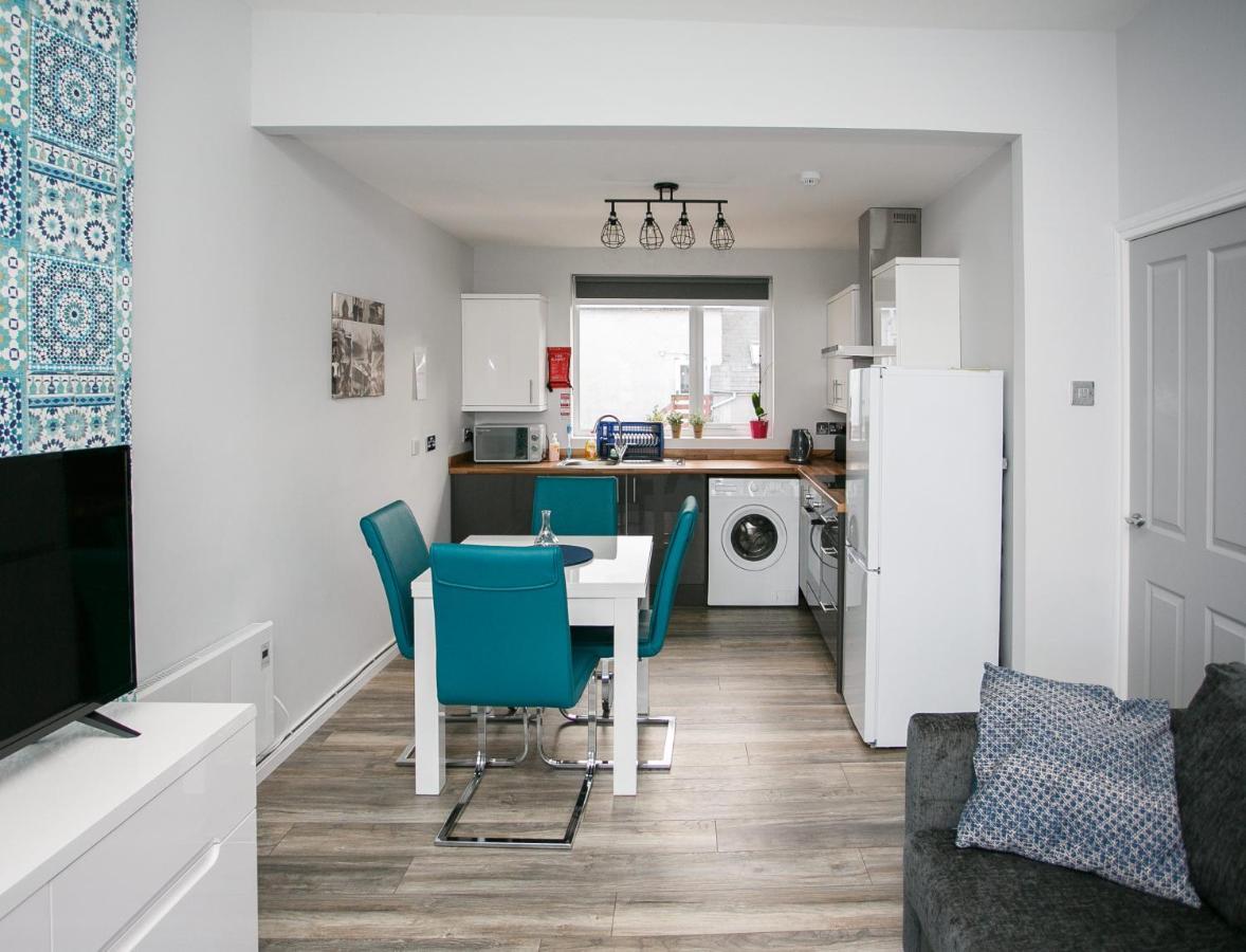 Apt3, No 2 Antrim Gardens, Portrush With Seaview المظهر الخارجي الصورة
